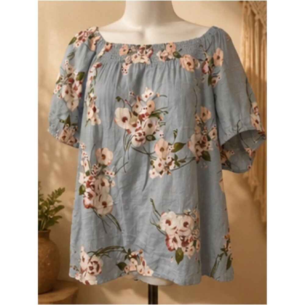A.N.A. A New Approach Floral Pattern Short Sleeve Medium Blue Floral Print Top